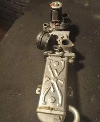 Seat Ibiza IV (6J,6P) EGR valve cooler 03L131512C 4103302272 04214