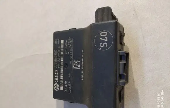 Volkswagen Golf V Gateway control module 3C0907530C