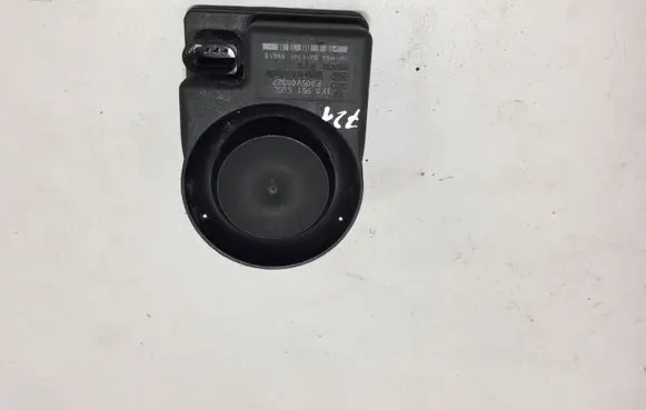 Volkswagen PASSAT B6 Alarm system siren 1K0951605C