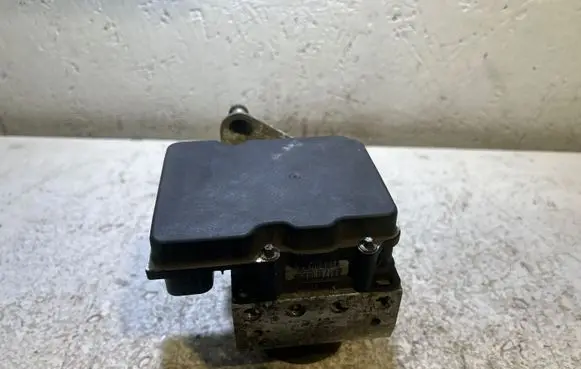 Mercedes-Benz Sprinter W906 ABS Pump 0265251365 10051776