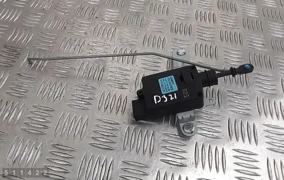 Hyundai Santa Fe Central locking motor 957502b000 f00s4a2666
