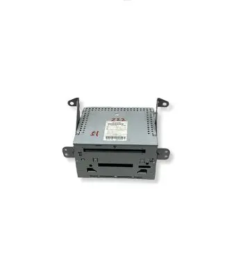 Mitsubishi Outlander Radio/CD/DVD/GPS head unit 8701A351