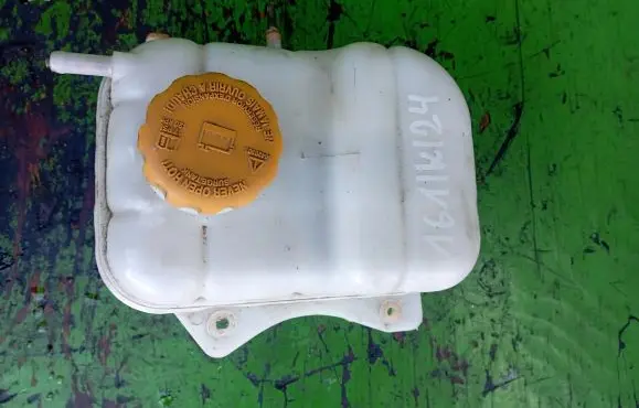Chevrolet Lacetti Coolant expansion tank/reservoir