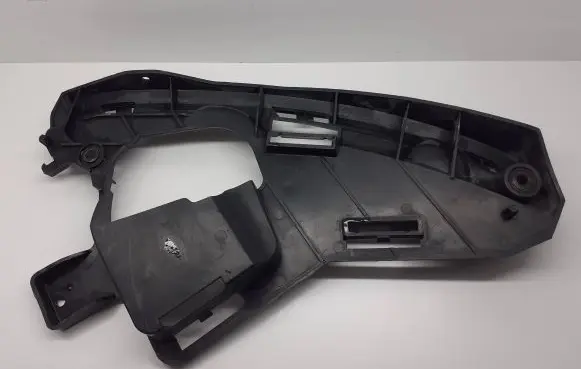 Volvo XC60 Front bumper mounting bracket 31323756