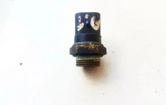 Opel Vectra B Coolant temperature sensor 90242277