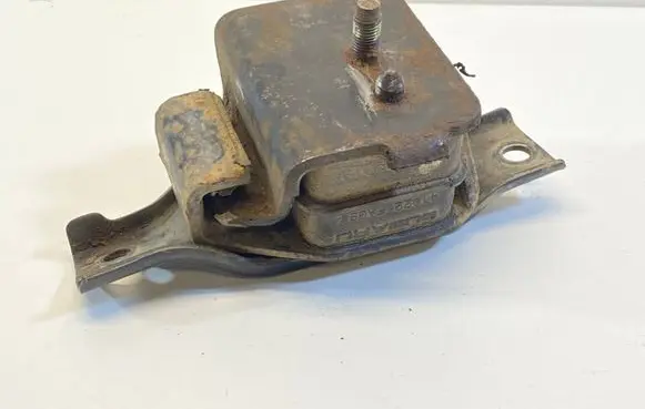 Subaru Forester SG Engine mount bracket 41022FA091