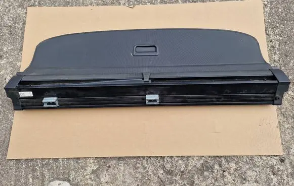 Audi A4 S4 B7 8E 8H Rear windscreen sun blind/shade 8E986355394H