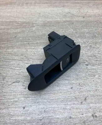 Volkswagen Golf VI Electric window control switch 5K4868346