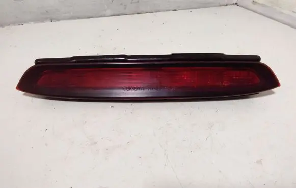 Toyota Corolla Verso E121 Third/center stoplight