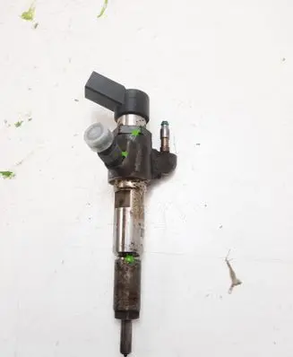 Fuel injector