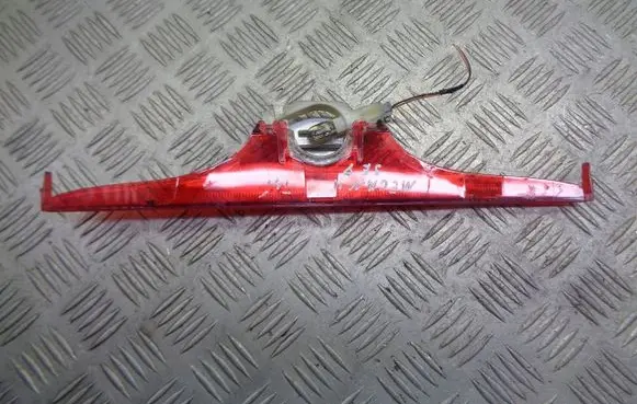 Renault Megane II Third/center stoplight