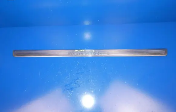 Mercedes-Benz C AMG W204 Front sill trim cover A2046801935