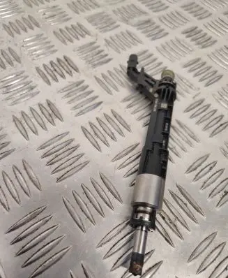 Audi Q5 SQ5 Fuel injector 06M906036K