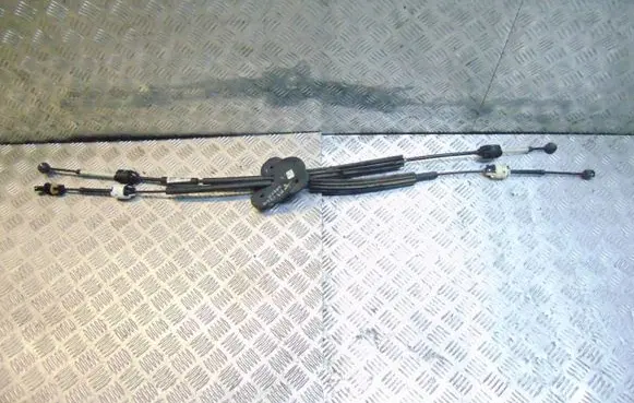 Renault Megane I Gear shift cable linkage 