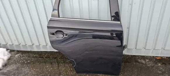 Mitsubishi Outlander Rear door 