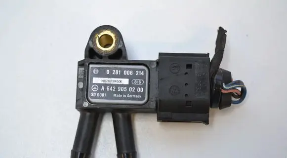 Mercedes-Benz Sprinter W906 Exhaust gas pressure sensor 0281006214 A6429050200