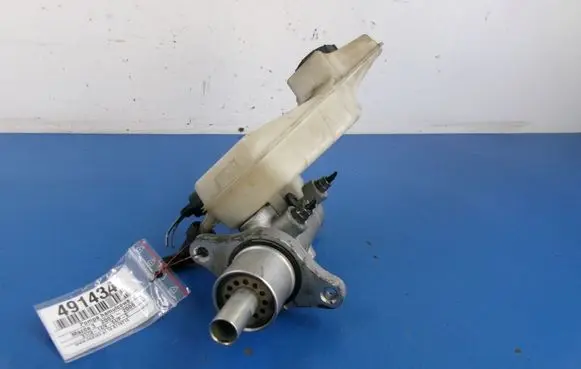 Mazda 3 I Master brake cylinder