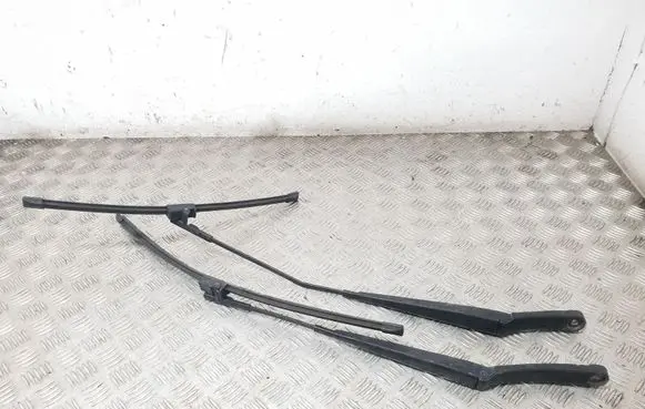 Volkswagen Golf V Headlight wiper blade set 1K1955409