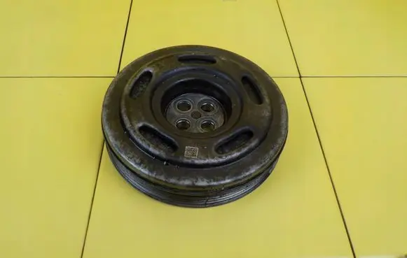 Mercedes-Benz B W246 W242 Timing belt tensioner pulley A6510351412 29SP30
