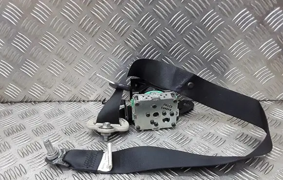 Mazda 6 Front seatbelt tkah2eh862