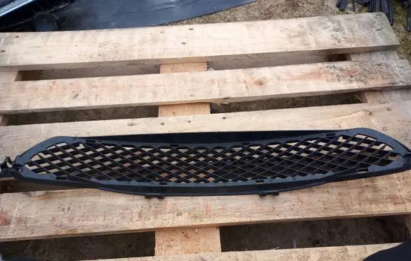 Smart ForTwo I Front bumper lower grill A4548880123