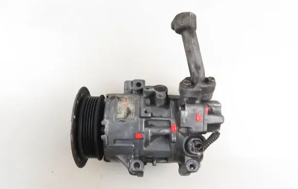 Toyota Avensis T250 Air conditioning (A/C) compressor (pump) 4471808640
