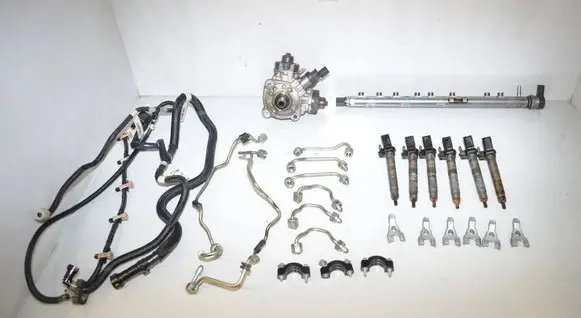 BMW 5 F10 F11 Fuel injection system set 7823461 13537823461 13537823462