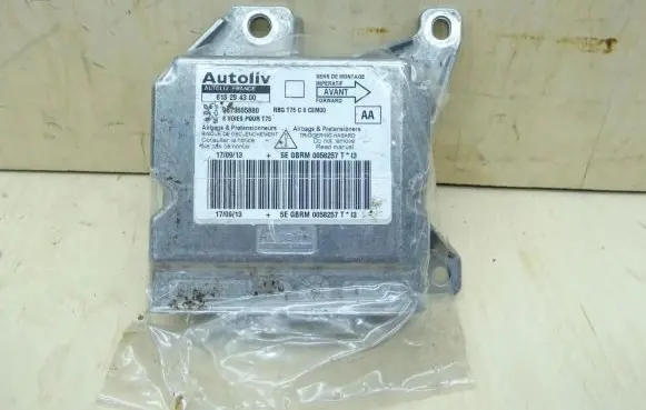 Peugeot RCZ Airbag control unit/module 9673605880