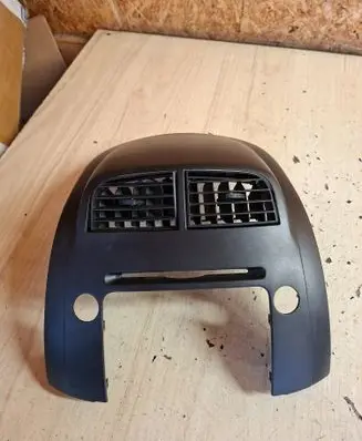 Daihatsu Sirion Dash center air vent grill 55405B1010