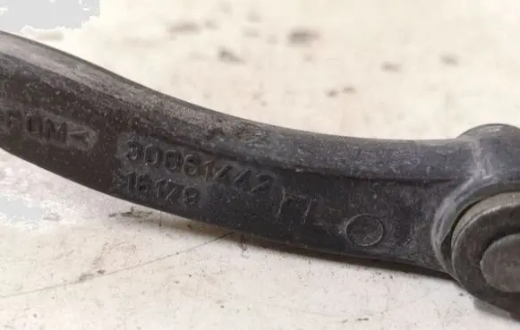 Volvo S40 Front door check strap stopper 30661442