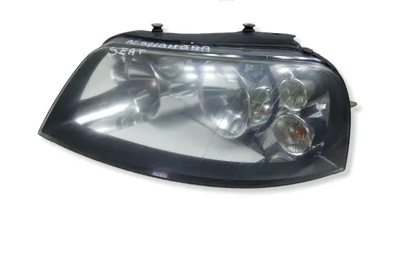 Seat Alhambra (Mk1) Headlight/headlamp 7M7941015MKASACJA 7M7941015M