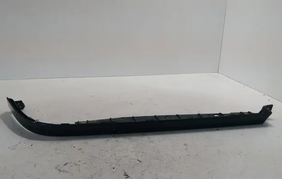 Mercedes-Benz C W202 Under headlight/headlamp trim 2028260177 2028260377