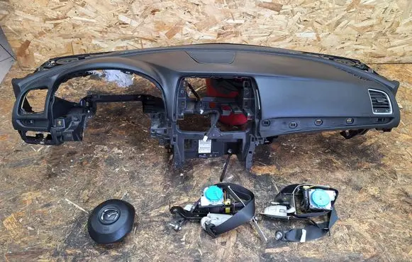 Mazda 6 Dashboard 