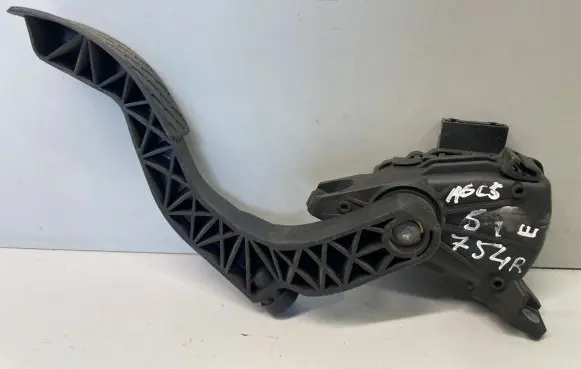 Audi A6 S6 C5 4B Accelerator throttle pedal 8D1723523N 6PV00837602