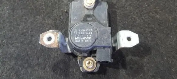 Mitsubishi Sigma Central locking motor 1528005620 MB546739