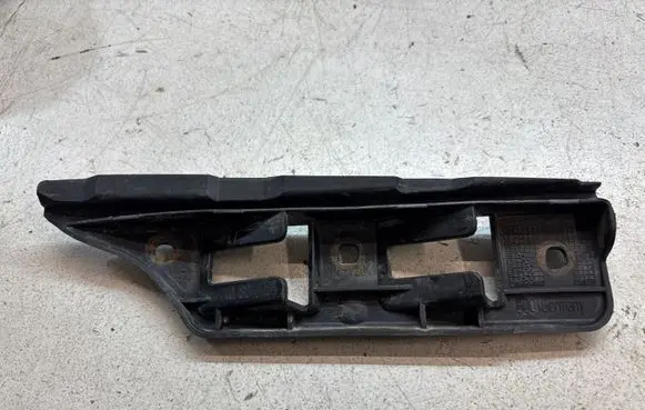 Volkswagen Golf V Front bumper mounting bracket 1K0807184