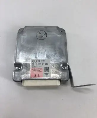 Toyota RAV 4 (XA40) Cruise control unit/module 8815042021 0368003071