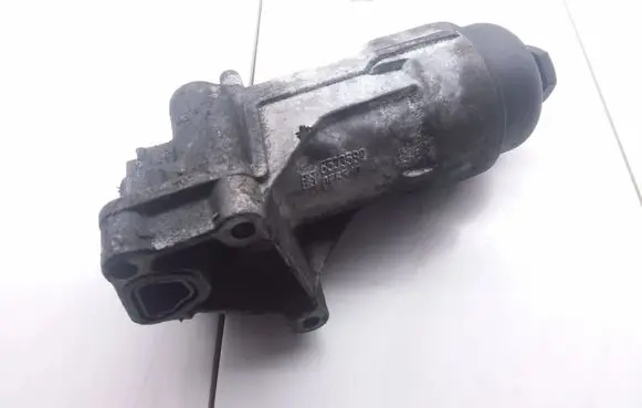 Mercedes-Benz A W169 Oil filter mounting bracket A6401800510 6533582