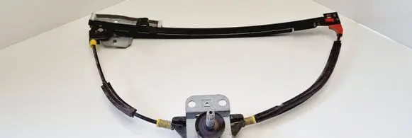 Rear door manual window regulator