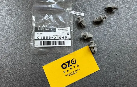 Nissan Patrol Y61 Floor mat clip fixing clamp 0155304943