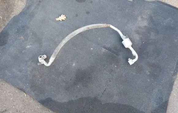 Ford B-MAX Air conditioning (A/C) pipe/hose C1B119F618BB 1704143AL