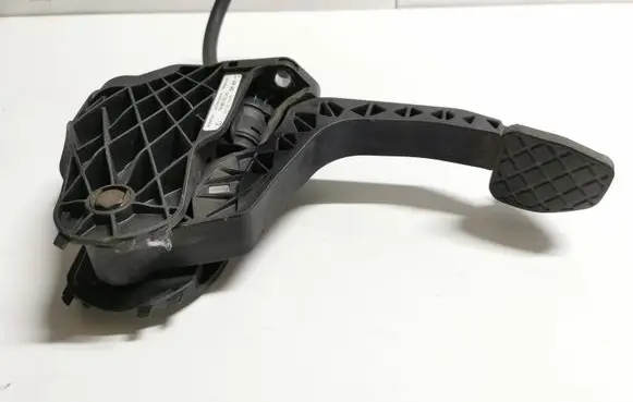 Clutch pedal