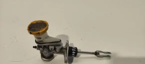 Subaru Legacy Clutch slave cylinder 