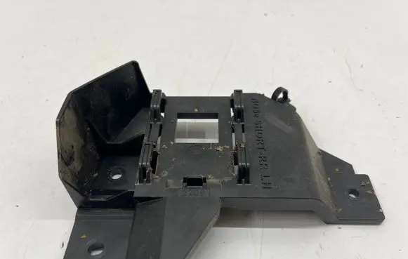 KIA Sportage Blind spot radar bracket 28727571