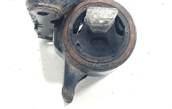 Dodge Journey Gearbox mount P04766474AD K04766474AD