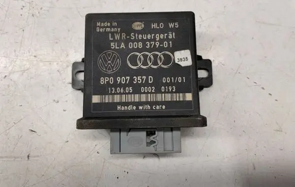 Audi A4 S4 B7 8E 8H Light module LCM 5LA00837901 8P0907357D