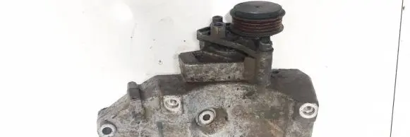 Volkswagen PASSAT B5.5 Engine mounting bracket 038260885c
