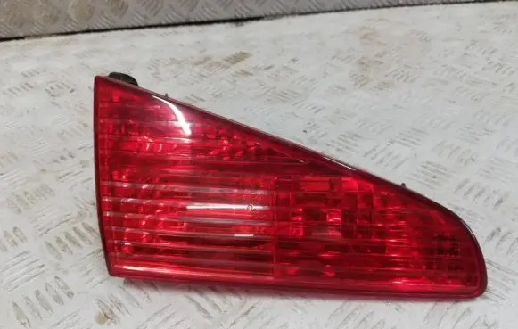 Peugeot 607 Rear/tail lights
