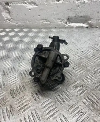 Nissan Navara D40 Vacuum pump 14650EB300