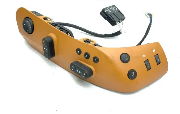 Maserati Quattroporte Seat control switch 
